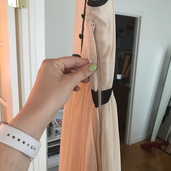 EUC H&M Divided blush pink empire waist dress - Picture 4 of 8